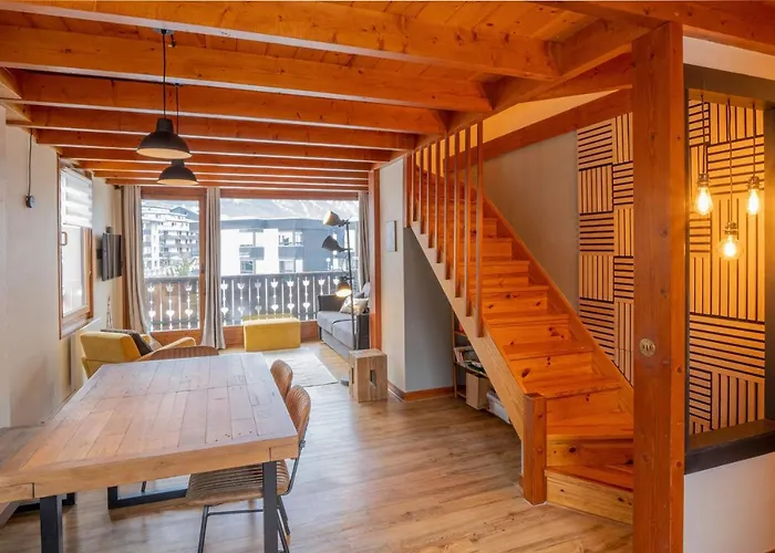 Refuge De L\'Aiguille - 2 Bedroom Duplex In The Heart Of Chamonix
